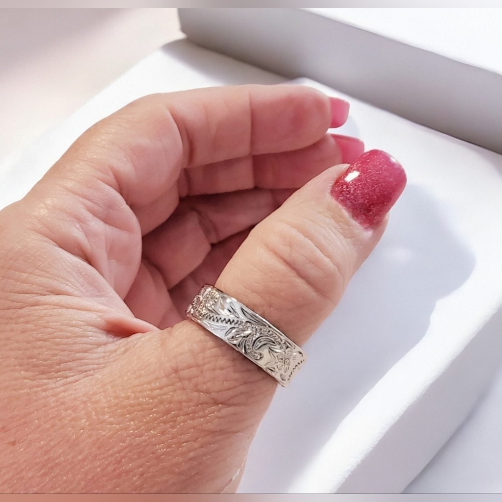 Stainless Steel Silver Floral Ring Womens Jewelry